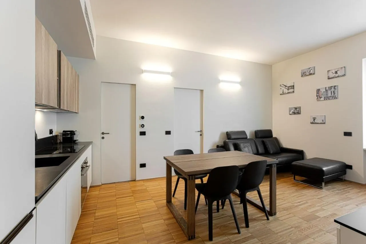 Easylife - Moderno Bilocale In Zona Porta Romana Milan Apartment
